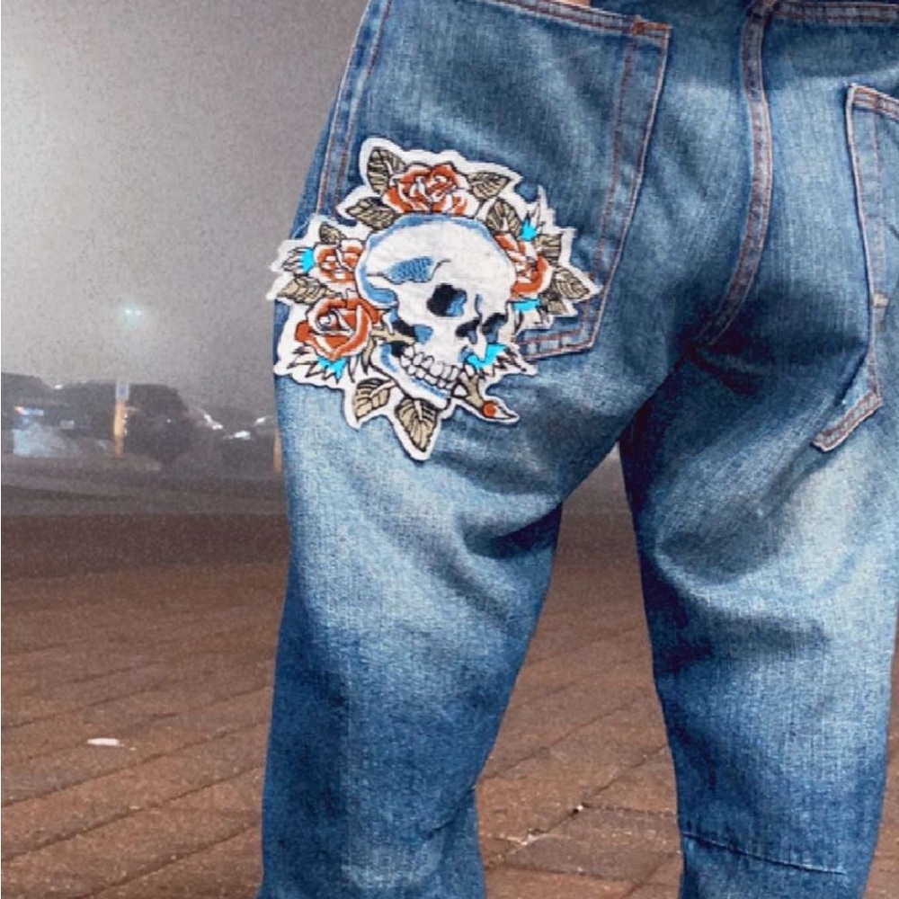 Ed hardy baggy jean available 30 waist for 70$
